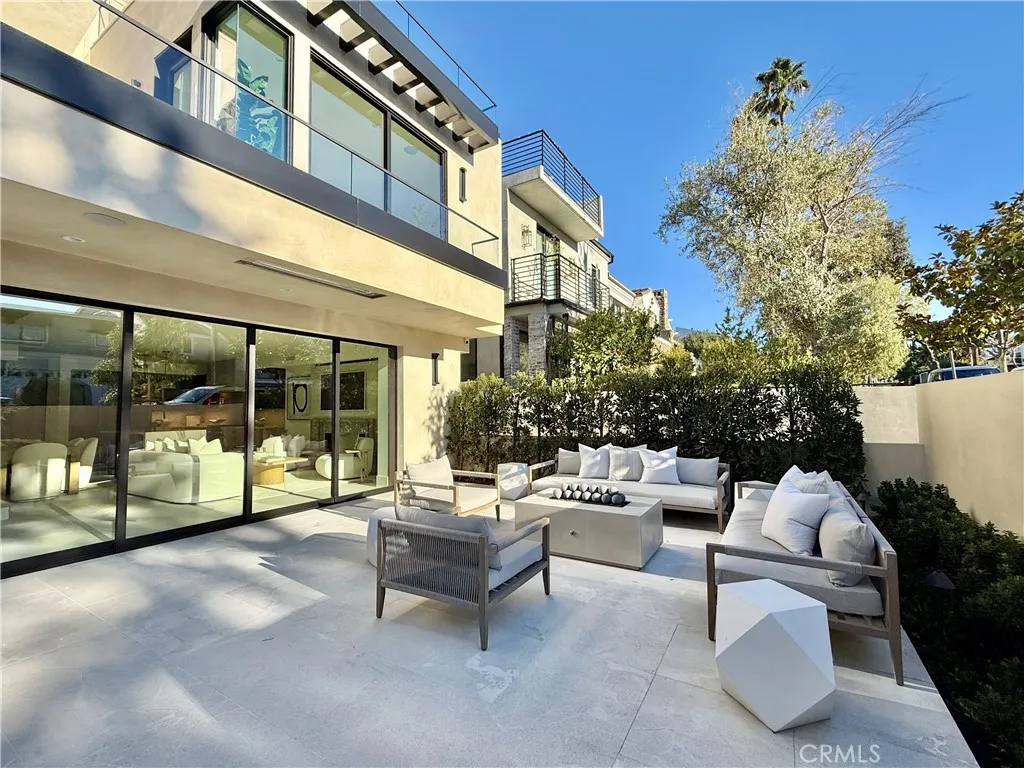615 Poppy Avenue, Corona Del Mar, California 92625 home-pic-2