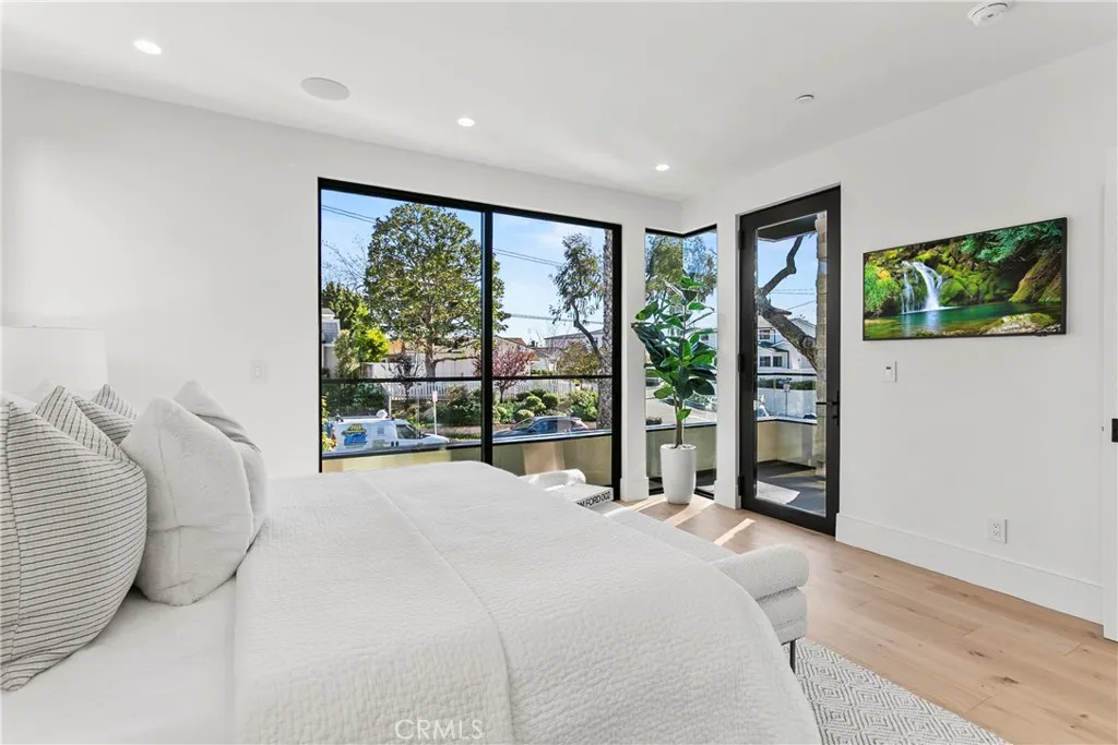 615 Poppy Avenue, Corona Del Mar, California 92625 home-pic-20