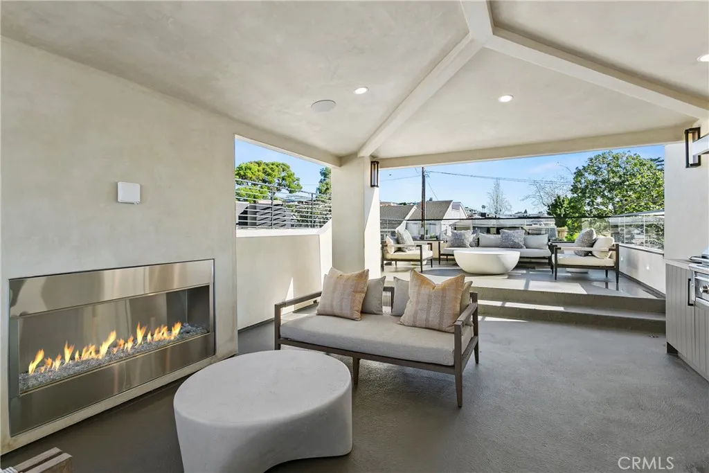 615 Poppy Avenue, Corona Del Mar, California 92625 home-pic-26