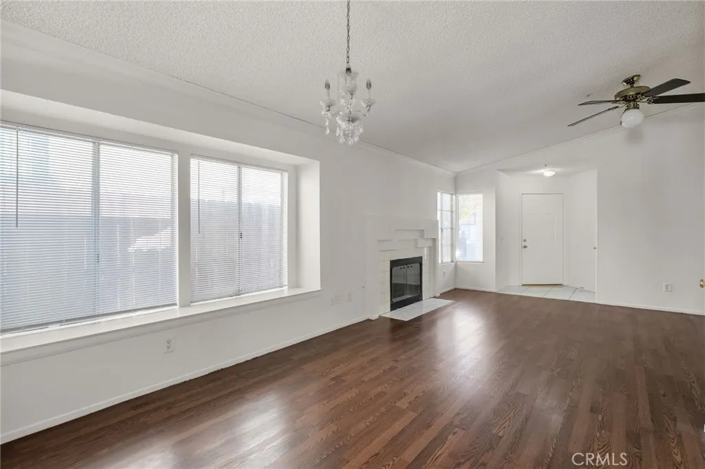 11864 Perlita, Fontana, California 92337 home-pic-8