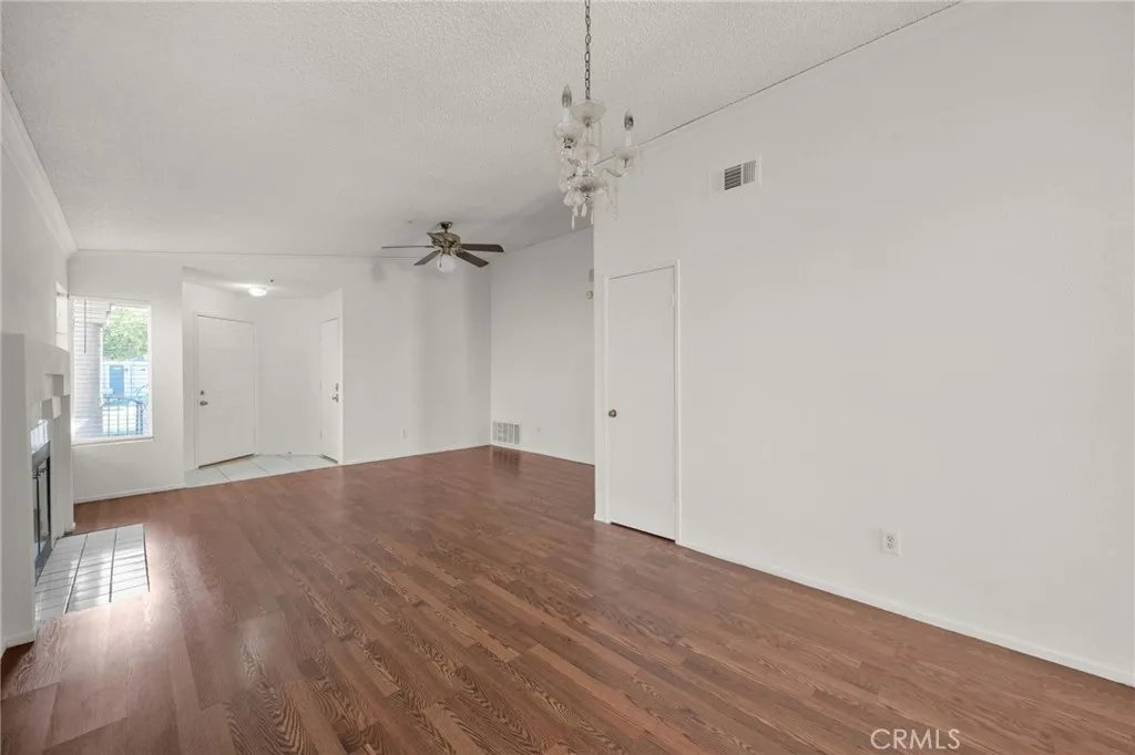 11864 Perlita, Fontana, California 92337 home-pic-9