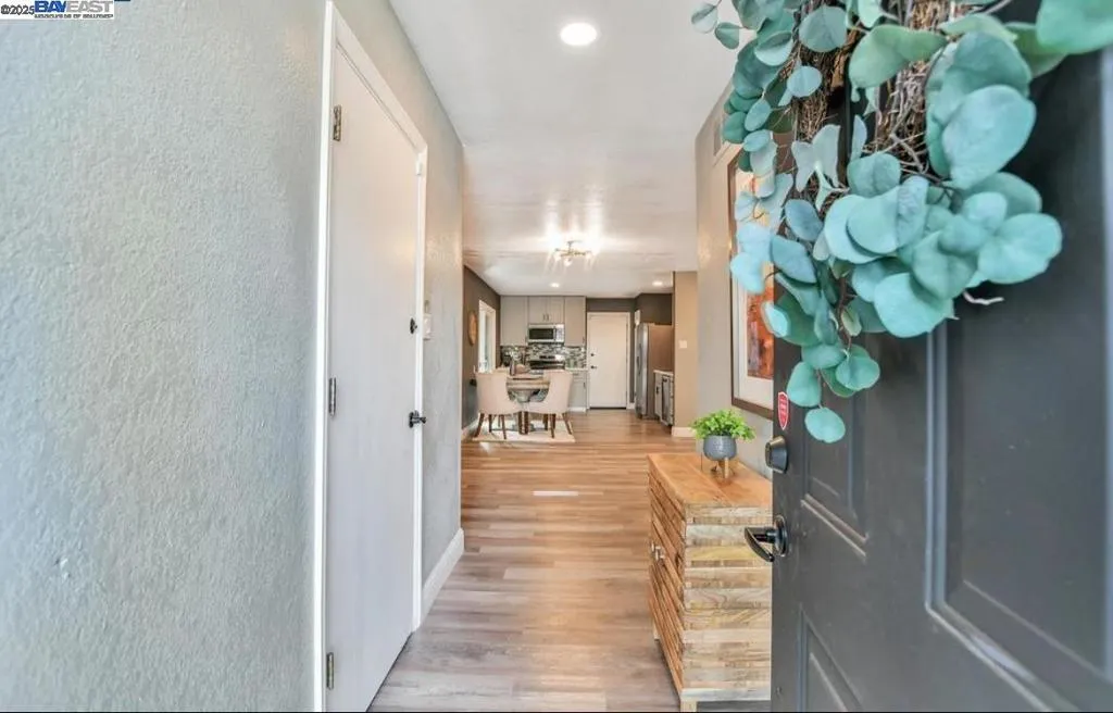 1300 Cavallo Rd, Antioch, California 94509 home-pic-7