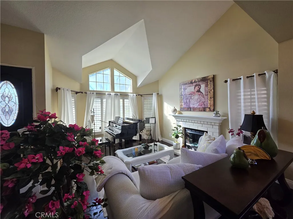 13849 San Antonio, Chino, California 91710 home-pic-3