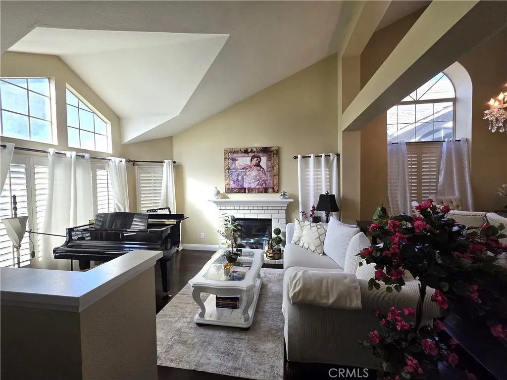 13849 San Antonio, Chino, California 91710 home-pic-6