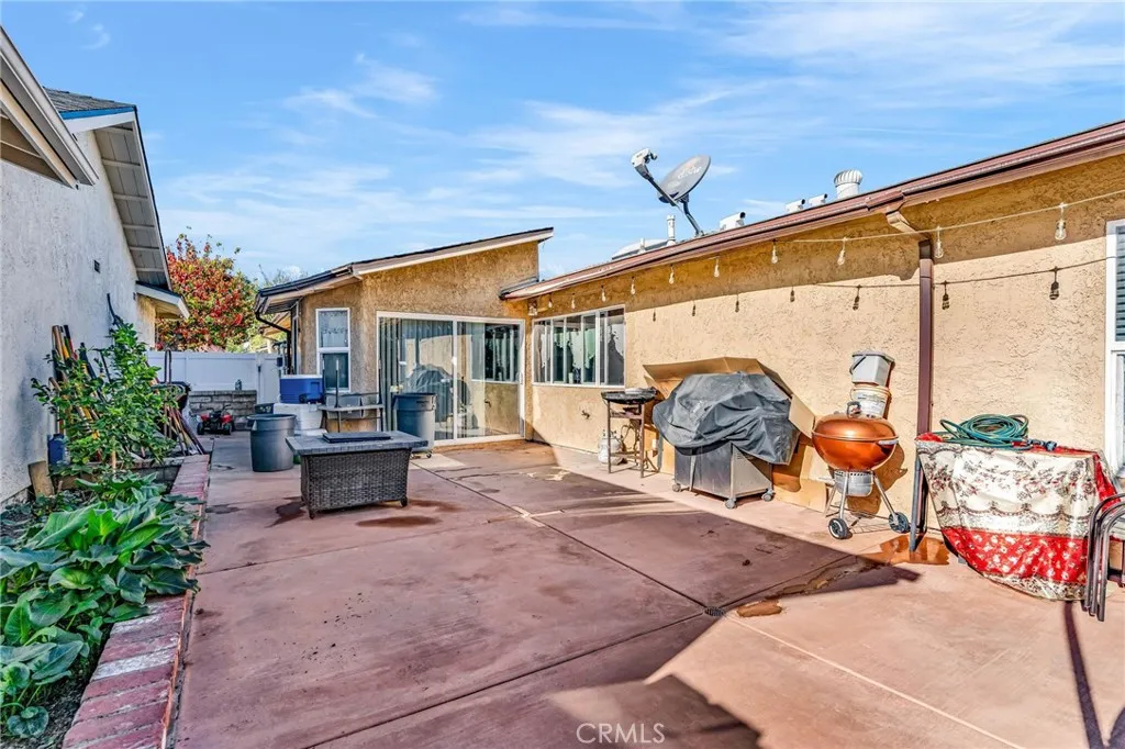 25790 Parada, Valencia, California 91355 home-pic-36