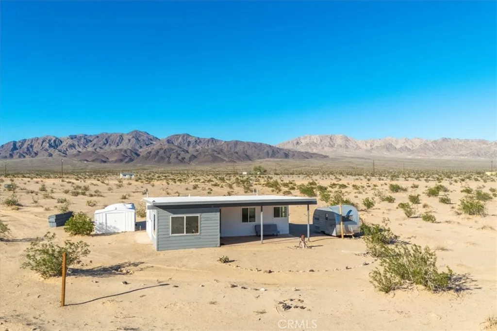 84753 Eddie Albert, 29 Palms, California 92277 home-pic-49