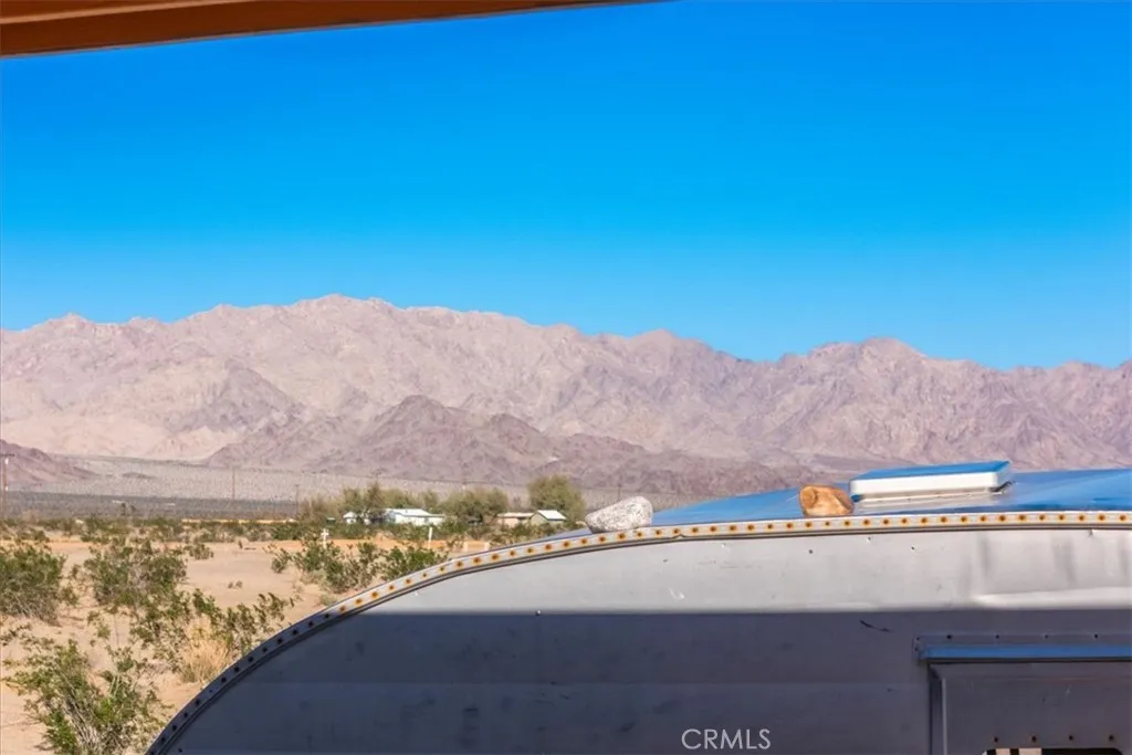 84753 Eddie Albert, 29 Palms, California 92277 home-pic-28