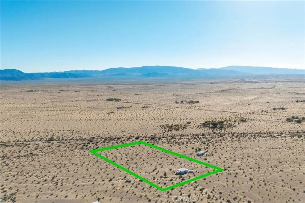 84753 Eddie Albert, 29 Palms, California 92277 home-pic-37
