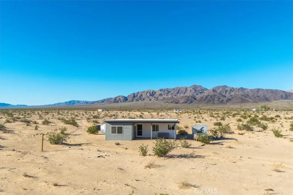 84753 Eddie Albert, 29 Palms, California 92277 home-pic-47