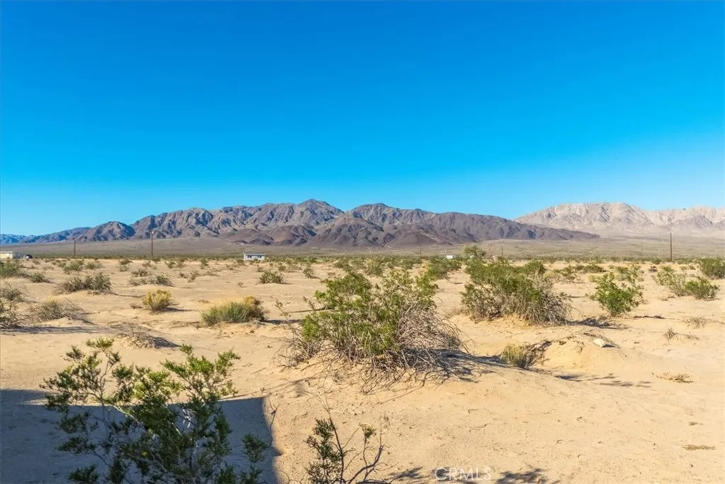 84753 Eddie Albert, 29 Palms, California 92277 home-pic-29