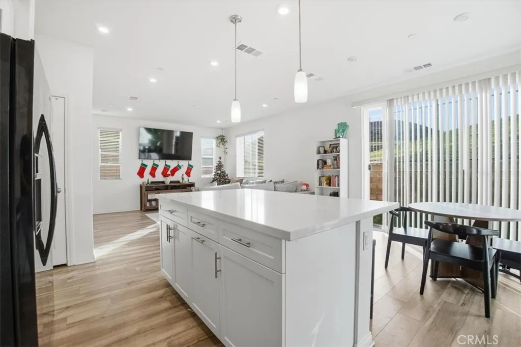 556 Enzo Street, Lake Elsinore, California 92530 home-pic-13