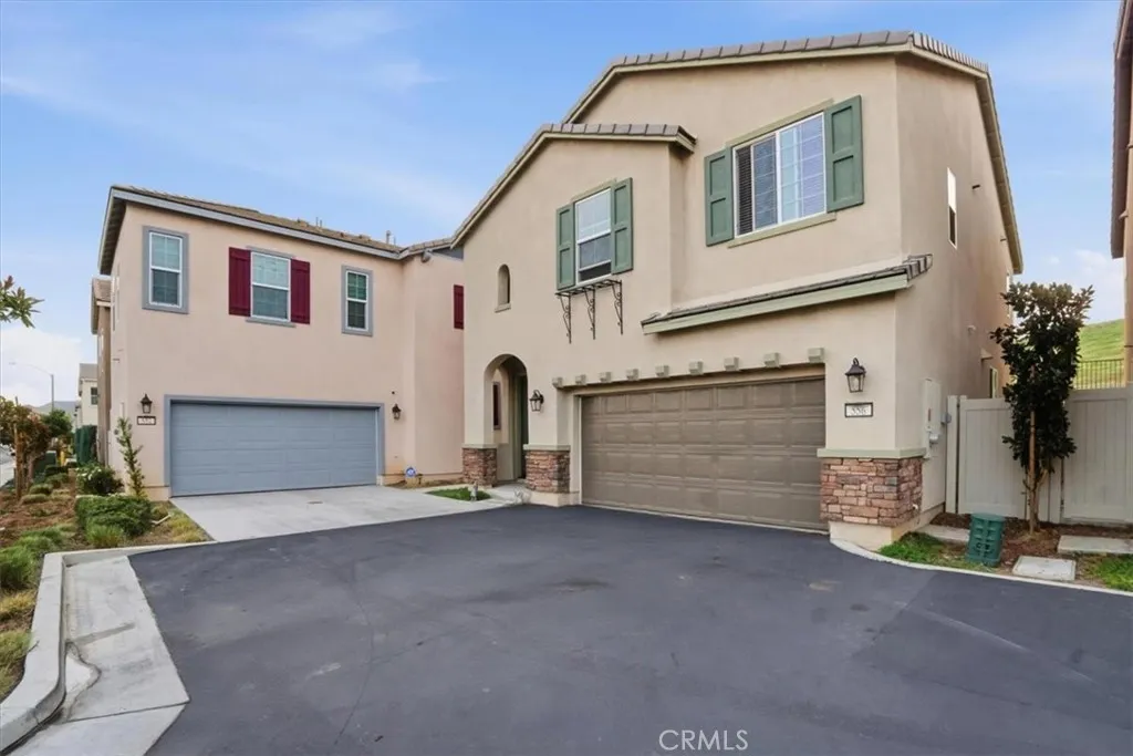 556 Enzo Street, Lake Elsinore, California 92530 home-pic-1
