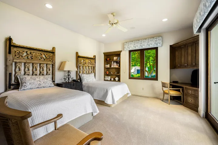 97-print-VN_Peerless_OPMG_1225_097