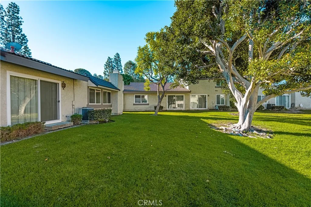 5573 E Vista Del Rio, Anaheim, California 92807 home-pic-29