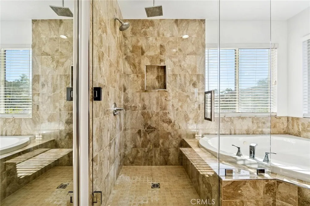 22939 Raintree, Saugus, California 91390 home-pic-21