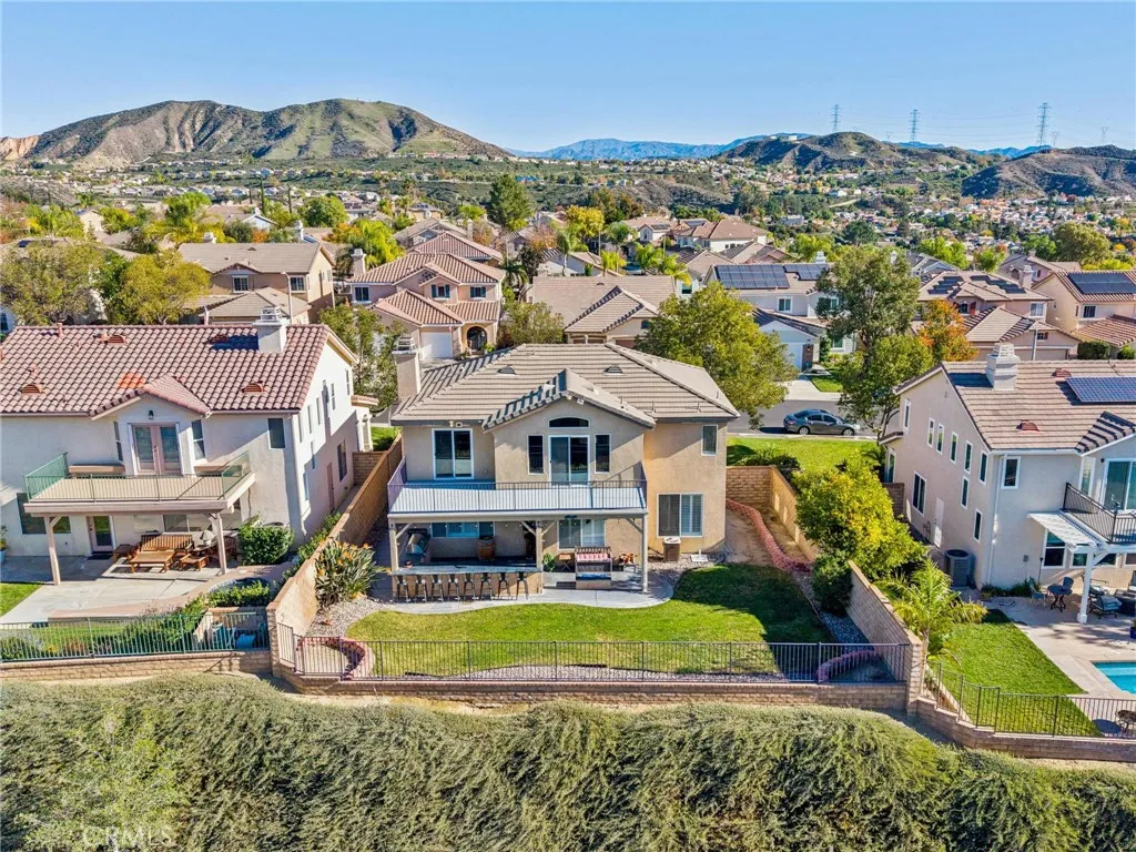 22939 Raintree, Saugus, California 91390 home-pic-39