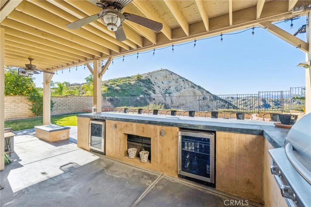 22939 Raintree, Saugus, California 91390 home-pic-36