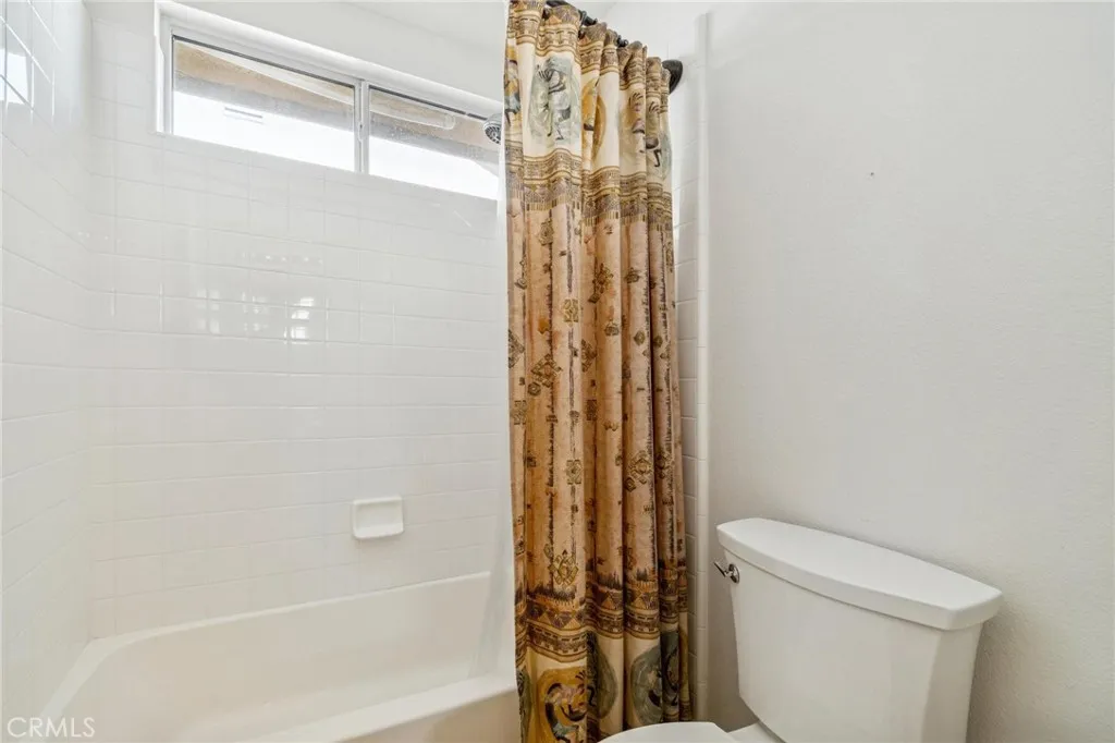 22939 Raintree, Saugus, California 91390 home-pic-29