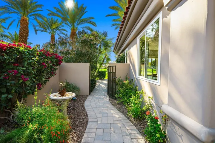 WALKWAY