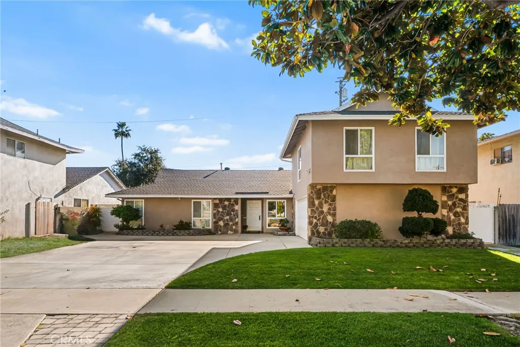 4024 E Del Valle, Orange, California 92869 home-pic-5