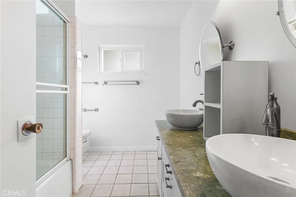11138 Aqua Vista 43, Studio City, California 91602 home-pic-12
