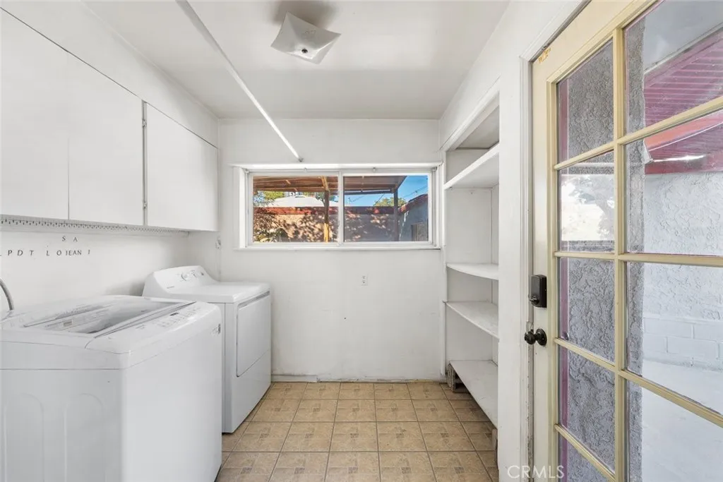 44221 4th Street E, Lancaster, California 93535 home-pic-40