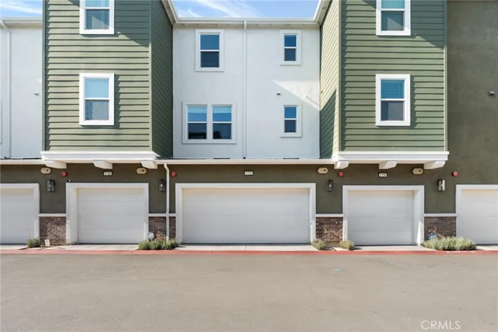 1752 Cayton Loop, West Covina, California 91790