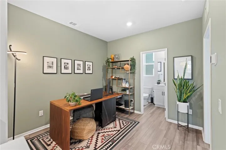 1752 Cayton Loop, West Covina, California 91790