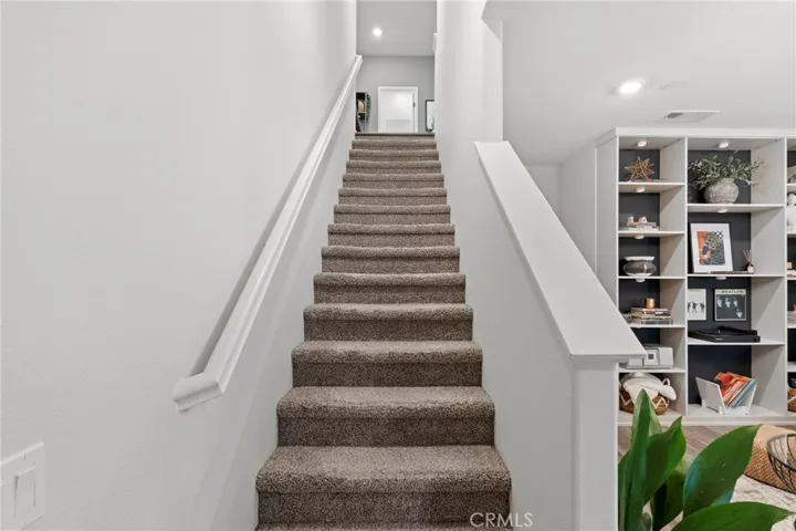 1752 Cayton Loop, West Covina, California 91790
