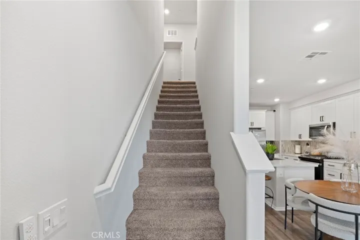 1752 Cayton Loop, West Covina, California 91790