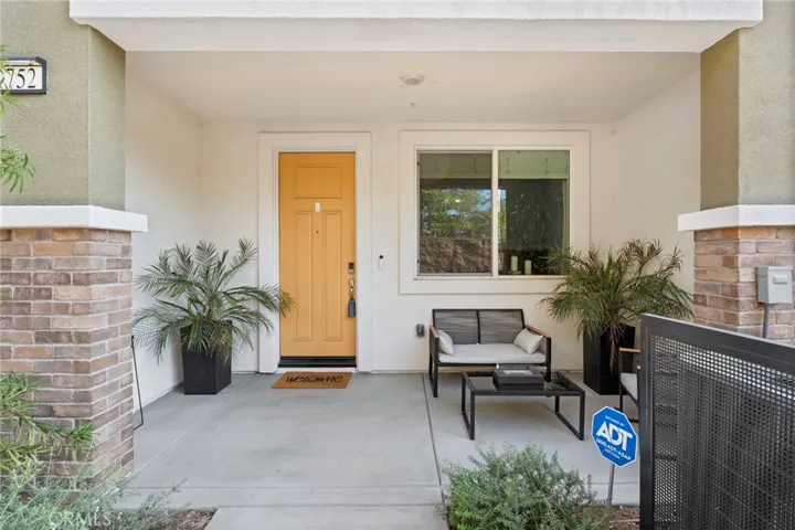1752 Cayton Loop, West Covina, California 91790