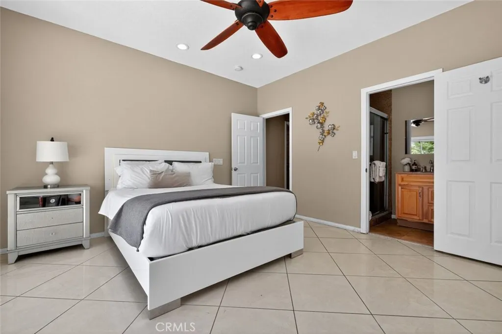 12220 Skyline Drive, Desert Hot Springs, California 92240 home-pic-17