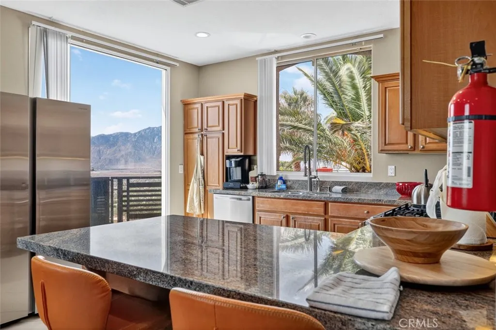 12220 Skyline Drive, Desert Hot Springs, California 92240 home-pic-14