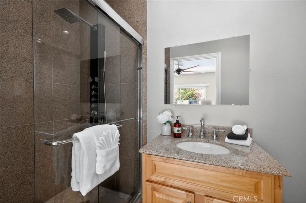 12220 Skyline Drive, Desert Hot Springs, California 92240 home-pic-18