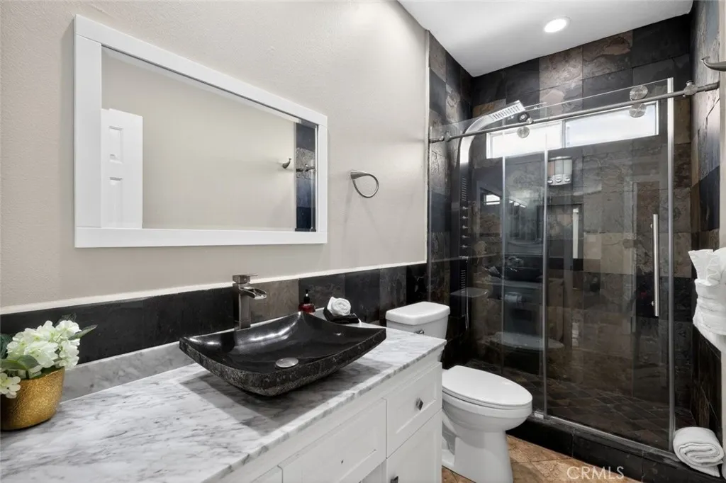 12220 Skyline Drive, Desert Hot Springs, California 92240 home-pic-20