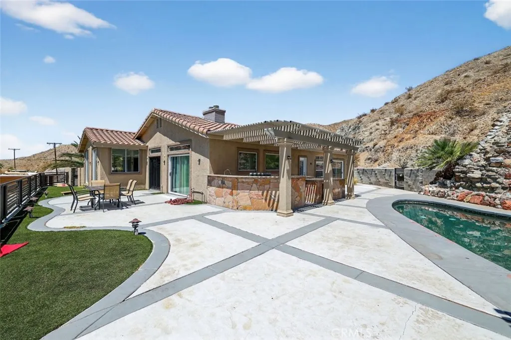 12220 Skyline Drive, Desert Hot Springs, California 92240 home-pic-28