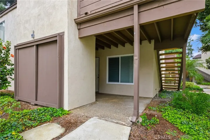 Main level- no stairs