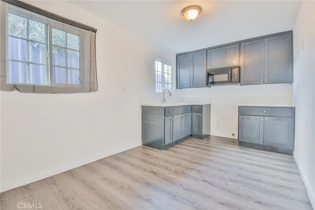 9621 Laurel, Los Angeles, California 90002 home-pic-7