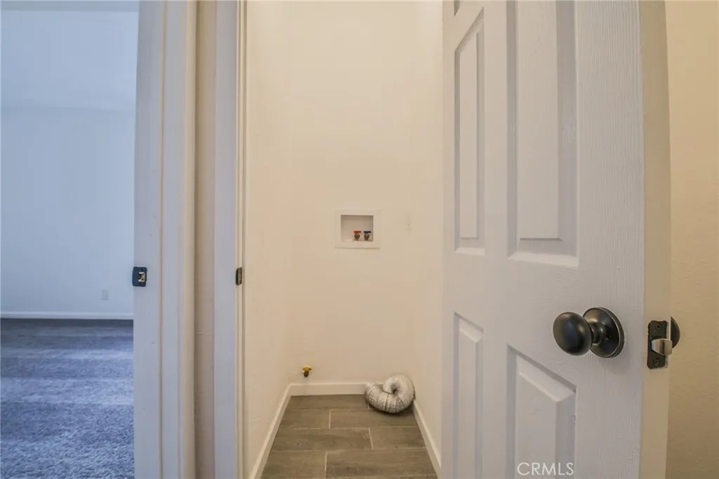 9621 Laurel, Los Angeles, California 90002 home-pic-28