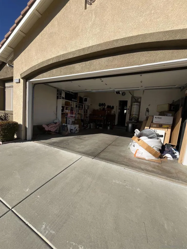 2723 Hazy Way, Banning, California 92220 home-pic-71