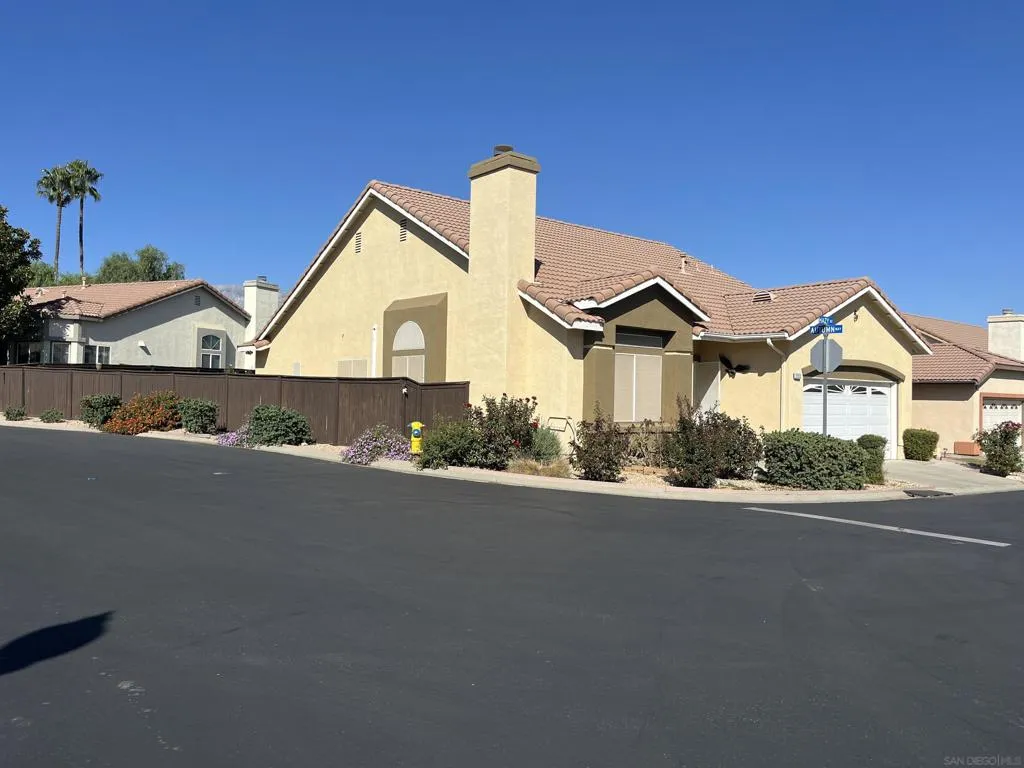 2723 Hazy Way, Banning, California 92220 home-pic-1