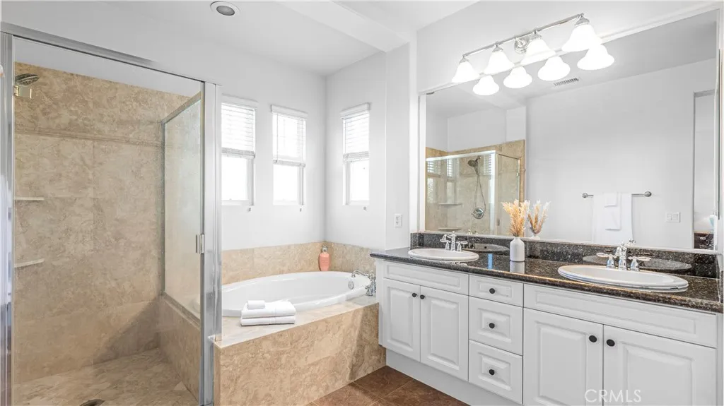 26812 Peppertree Drive, Valencia, California 91381 home-pic-16