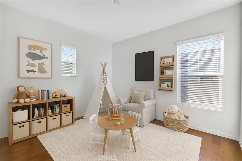 26812 Peppertree Drive, Valencia, California 91381 home-pic-20