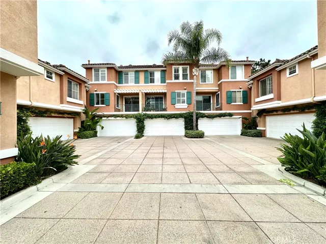505 Marinella Aisle, Irvine, California 92606