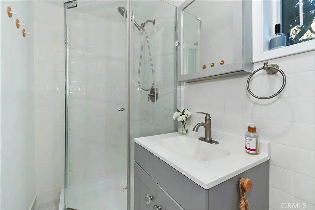 687 Spring, Cedarpines Park, California 92322 home-pic-18