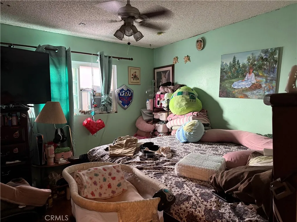 14428 Rex Street, Sylmar, California 91342 home-pic-11