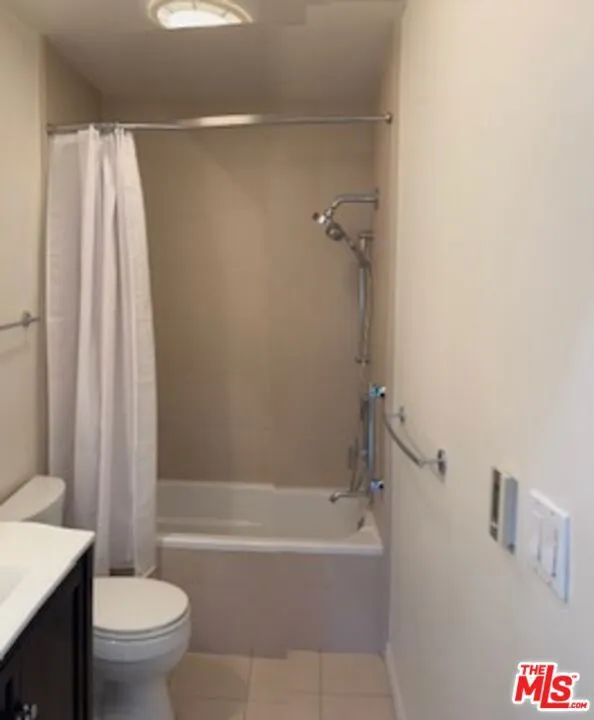 11645 Montana Avenue 338, Los Angeles, California 90049 home-pic-11