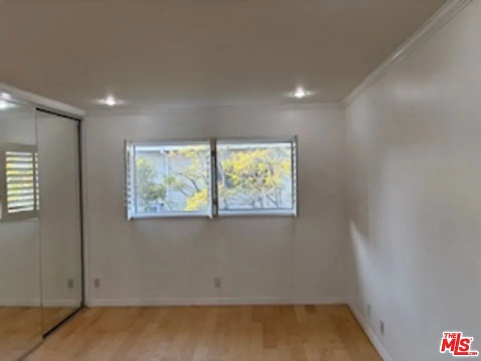 11645 Montana Avenue 338, Los Angeles, California 90049 home-pic-8