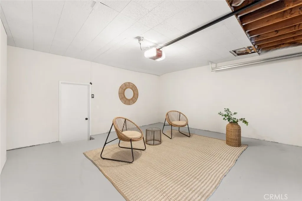 7426 Mulholland Drive, Los Angeles, California 90046 home-pic-15