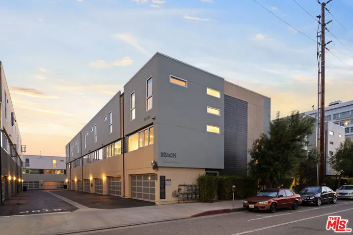 310 Washington Boulevard 201, Marina Del Rey, California 90292